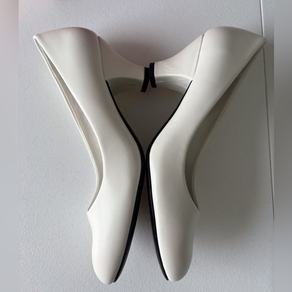 Easy Street Size 8 White Round Toe Pumps Easter Career Office Spring Summer NWIB - Picture 7 of 13